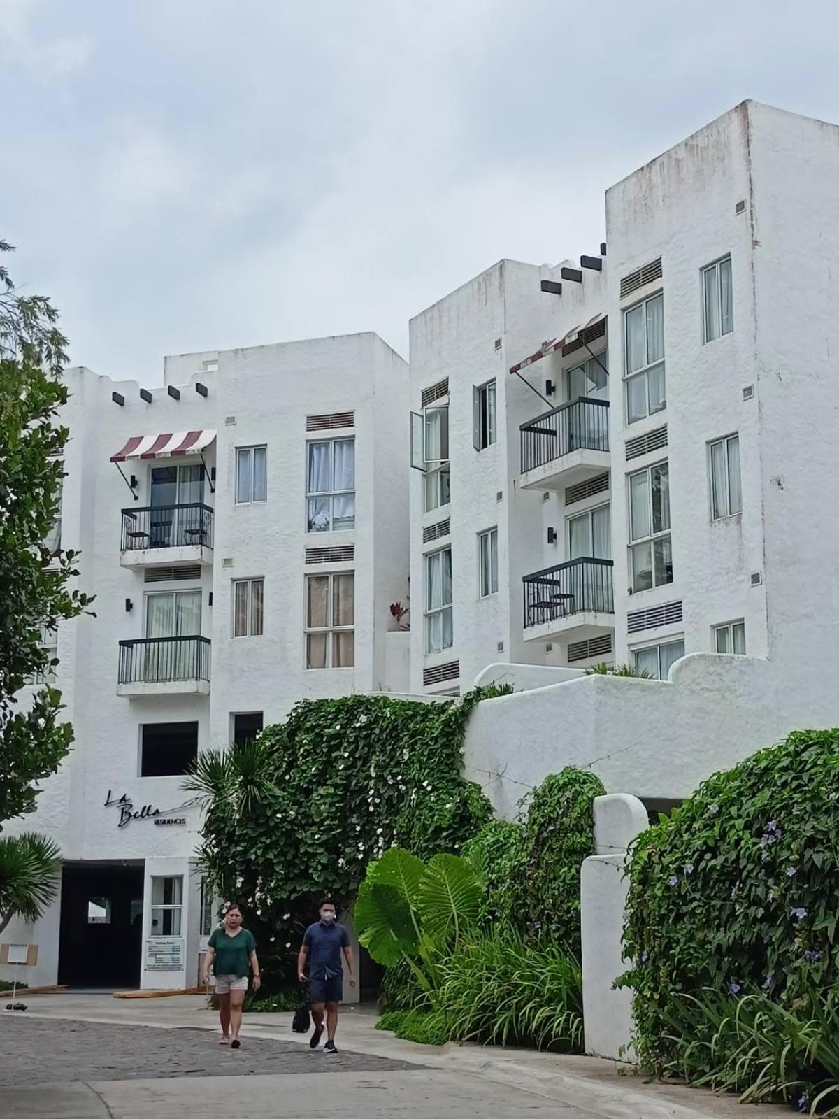 La Bella Residences, The Tiny Loft Тагайтай Экстерьер фото